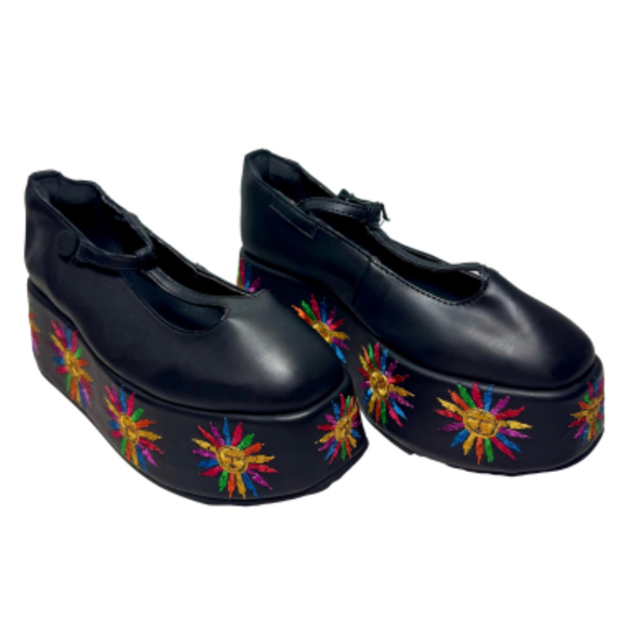FARM RIO Shoes - Farm Rio Ballerina Platform Mary Jane Shoes 7.5 Embroidered Sunshine